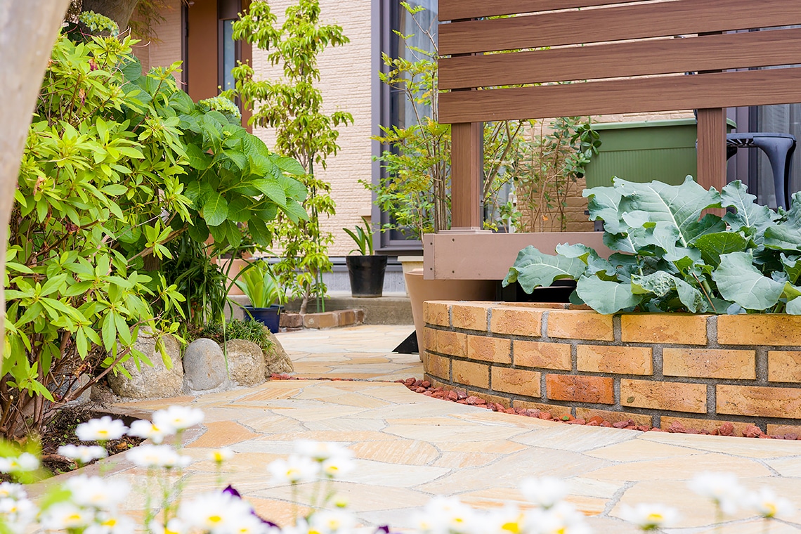 施行事例画像-202508庭のエクステリア